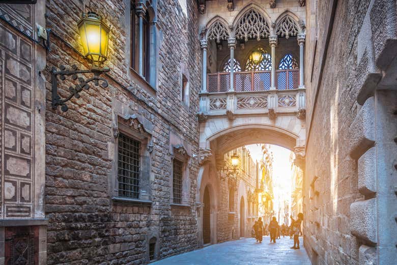 Puente del Obispo, nel Barrio Gotico di Barcellona