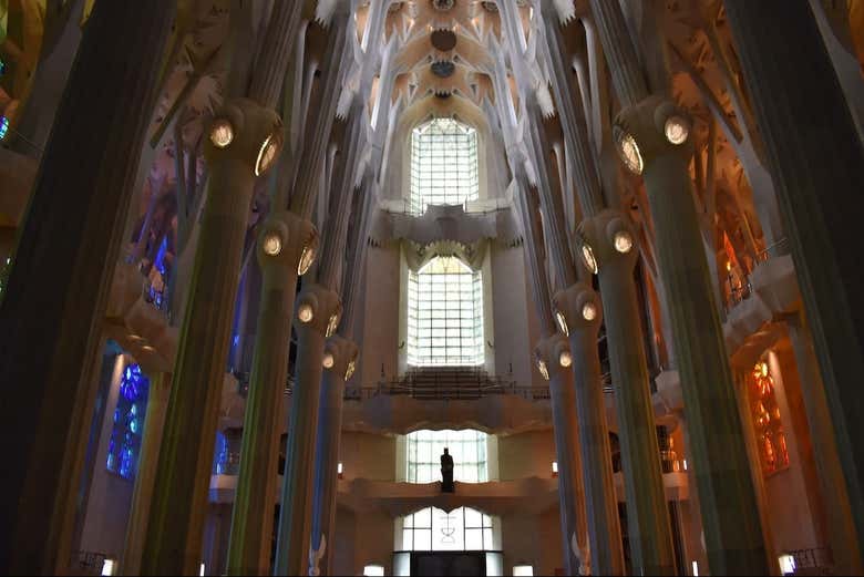 Esploreremo la Sagrada Familia dall'interno
