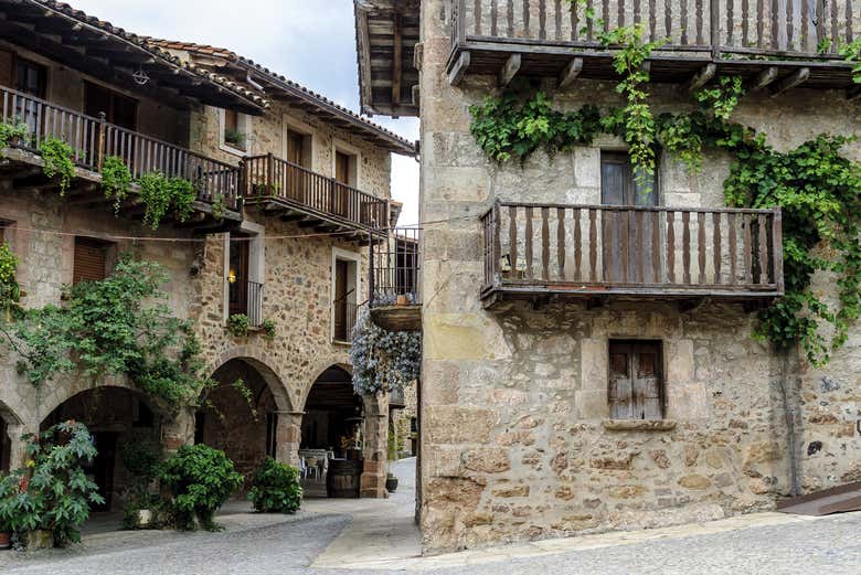 Passeando pelas ruas de Santa Pau
