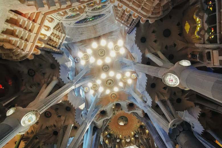 Il soffitto della Sagrada Familia