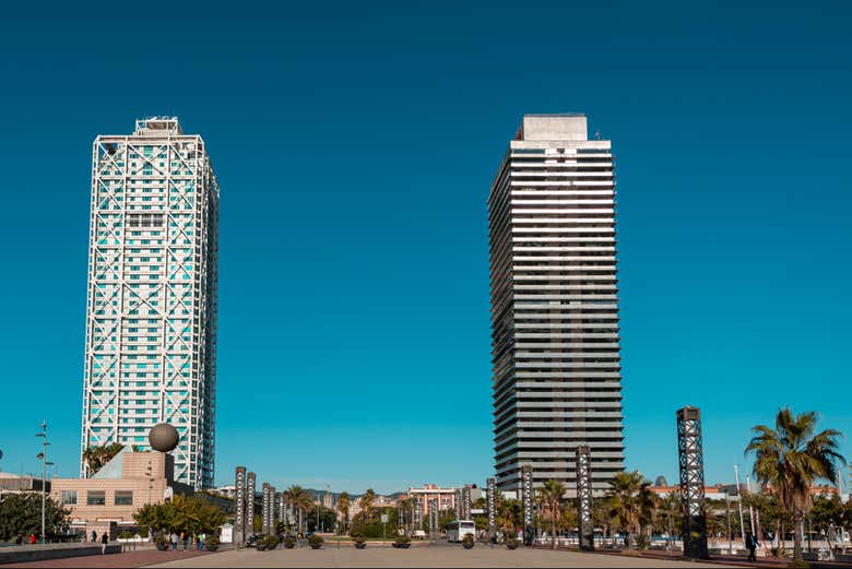 Veréis desde el mar las torres del Puerto Olímpico
