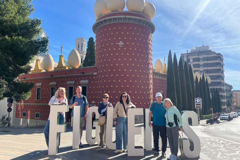 Visita a la ciudad de Figueres y al Museo Dalí