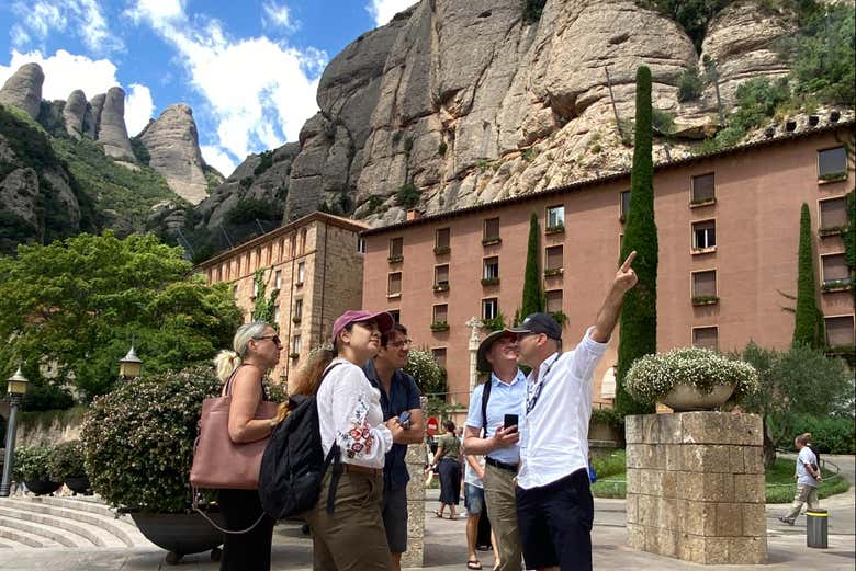 ¡Bienvenidos a Montserrat!