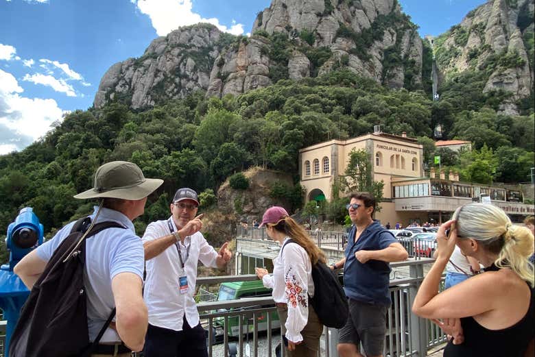 Durante la visita a Montserrat en grupo reducido