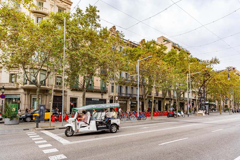 Contemplando Barcellona dal tuk tuk