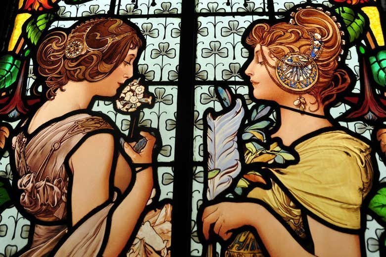 Una vetrata del Museo del Modernismo di Barcellona