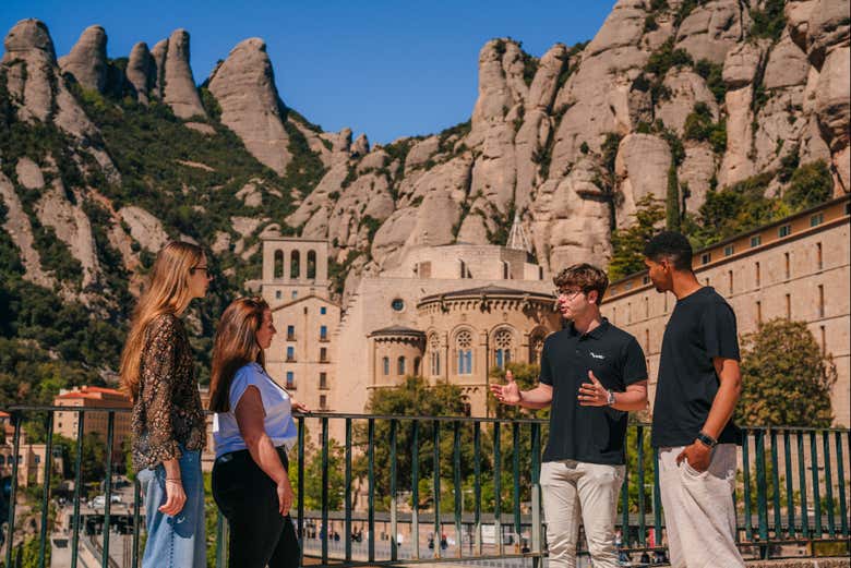 Visitando el santuario de Montserrat