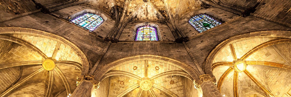 Basílica Santa Maria del Mar in Barcelona - Gothic Architecture