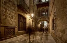 Barcelona Gothic Quarter Free Night Tour