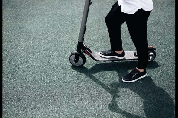 Cambiar Placa Electrónica Patinete Eléctrico Xiaomi M365 en Barcelona.