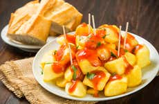 excursions in barcelona Barcelona Tapas Tour
