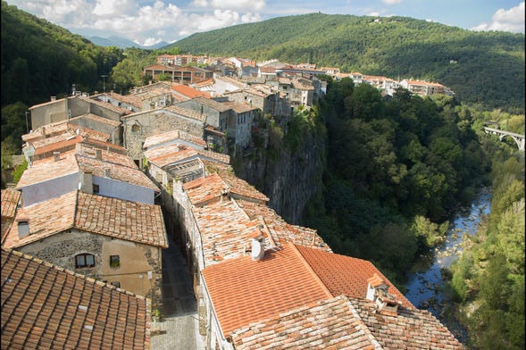 Garrotxa Medieval Towns Tour