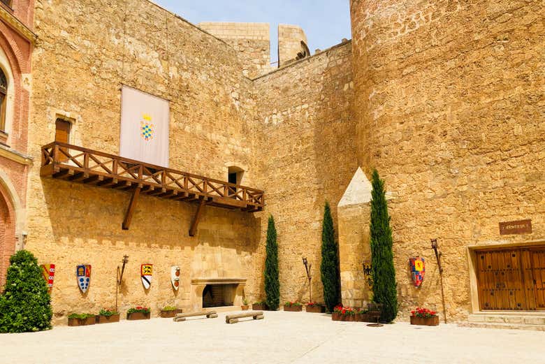 Patio de armas del castillo