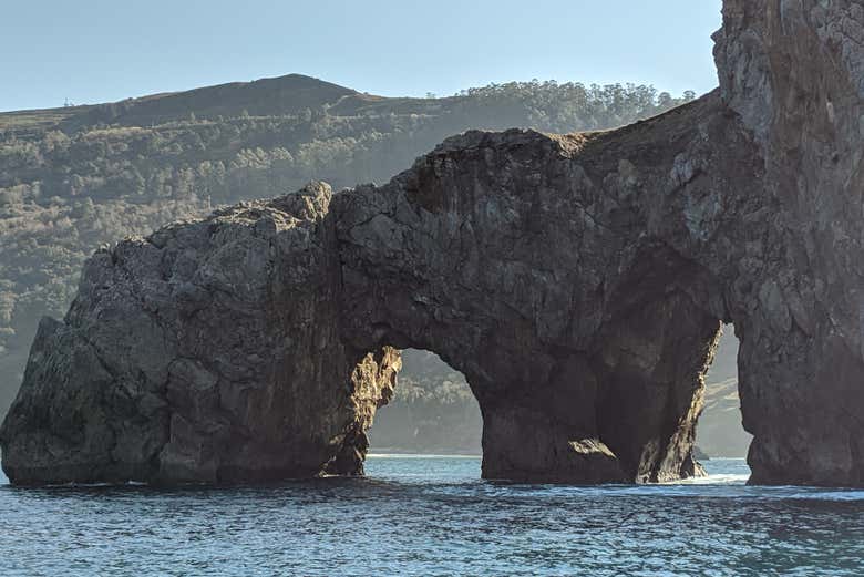 Gaztelugatxe's arches