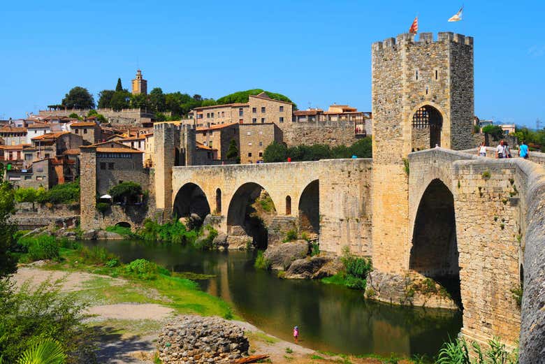 Puente románico de Besalú