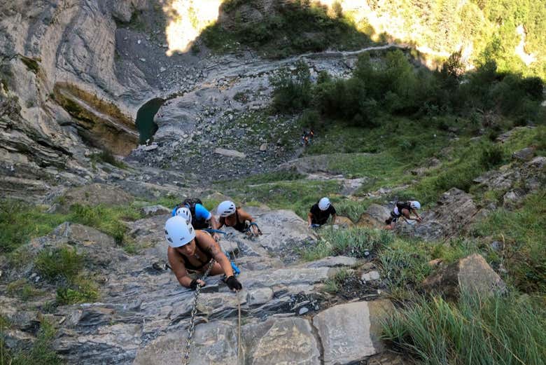 Via ferrata dans la vallée de Tena