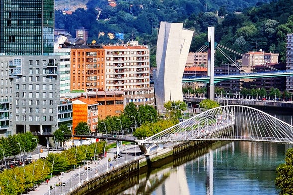 Free Walking Tour of Modernist Bilbao