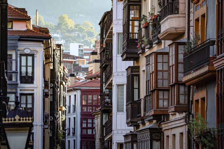 L'atmosfera suggestiva nel centro di Bilbao