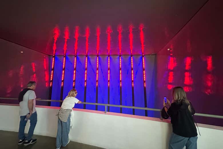 Œuvre de Jenny Holzer au musée Guggenheim