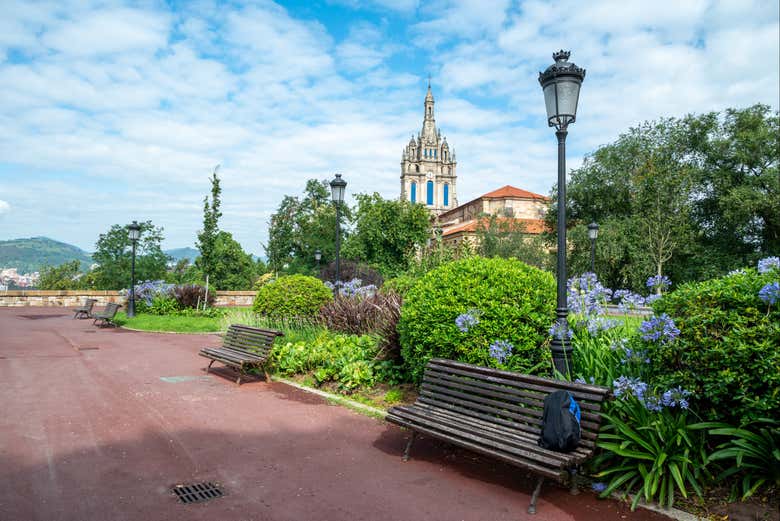 Parco dietro alla Basilica della Begoña