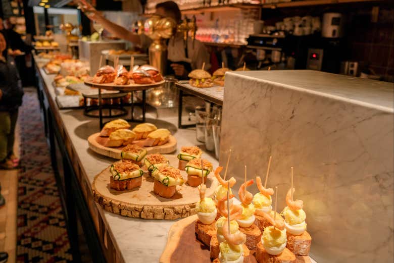 Tomaremos un almuerzo a base de pinxtos
