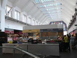 Interior del Mercado de la Ribera