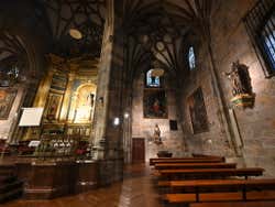 Dentro de la Basílica de Begoña