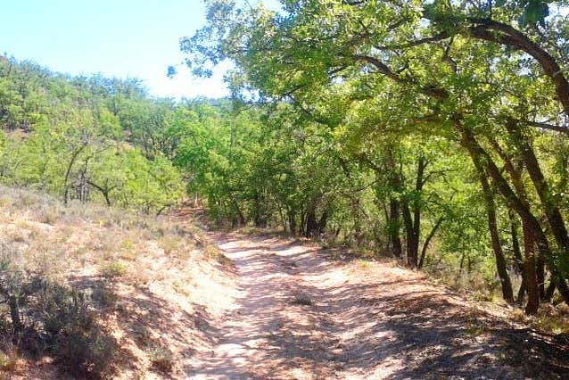 Camino del valle del río Ungría
