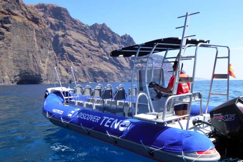Boat near Punta de Teno