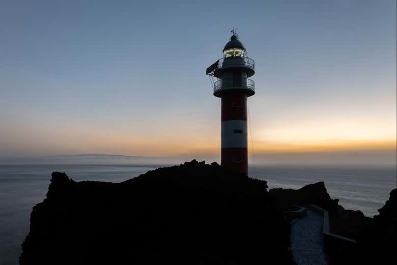 Faro de la Punta de Teno