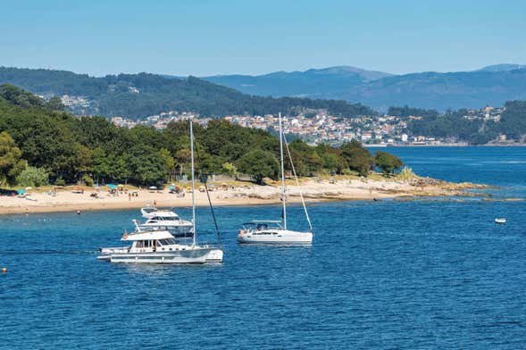 Paseo en barco por la ría de Pontevedra con degustación de pulpo