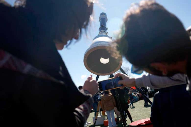 Utilizaremos distintos instrumentos de observación astronómica