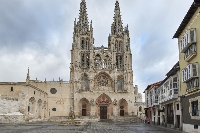 Fachada gótica de la catedral de Burgos