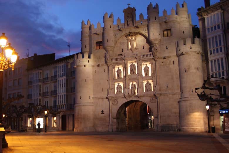 Arco de Santa María, el acceso al casco viejo de Burgos