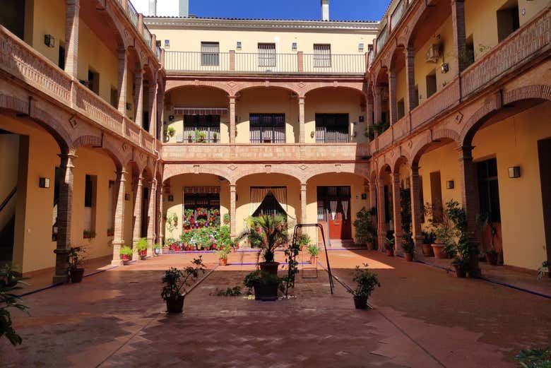 Patio junto a la plaza Vieja de Cabra