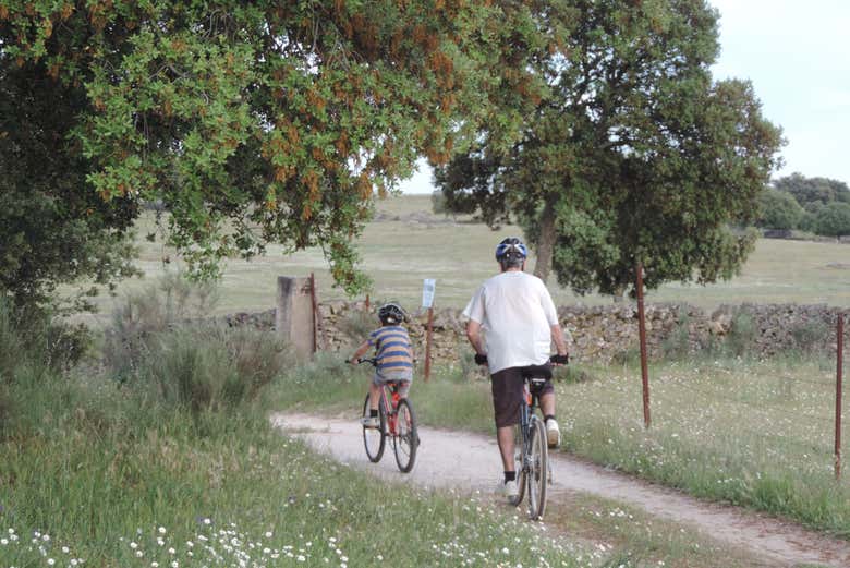 Pedaleando alrededores de Cáceres