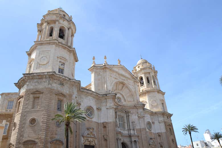 Contemplez la cathédrale de Cadix