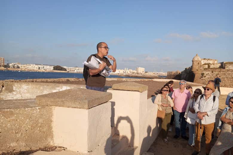 Explicaciones frente al océano Atlántico