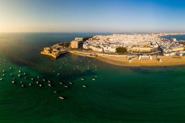 Paseo en barco privado por Cádiz