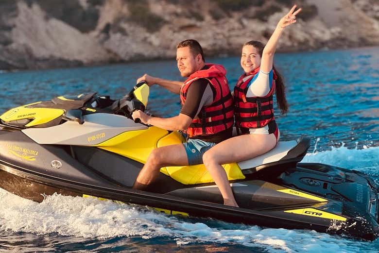 Dirigindo o jet ski