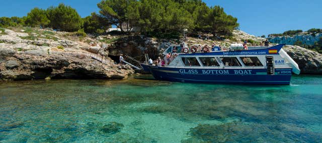 Barco a Cala Galdana desde Cala’n Bosch