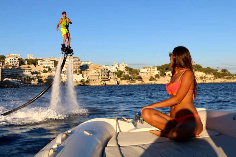 Diversión con el flyboard en Mallorca