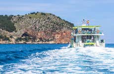 Paseo en catamarán por la costa este de Mallorca