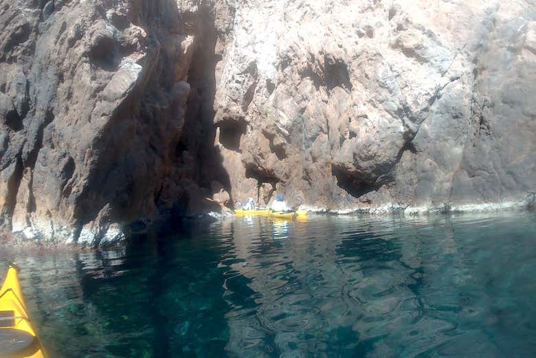 Contemplando o litoral de Menorca