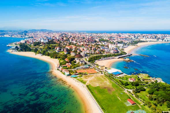 Paseo en velero por la bahía de Santander