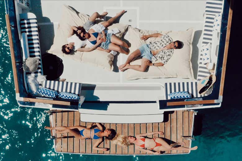 Descansando en la cubierta del barco