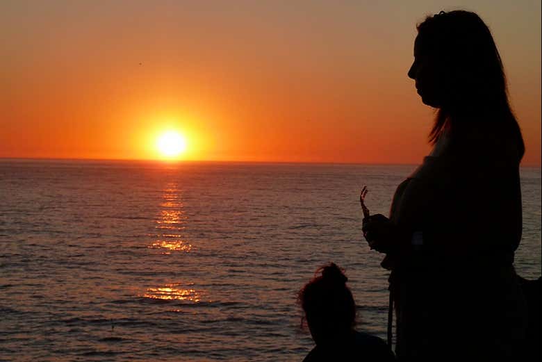 Contemplando il tramonto di Cangas