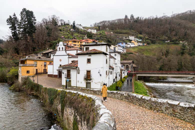 Paseando por el barrio medieval de Cangas del Narcea