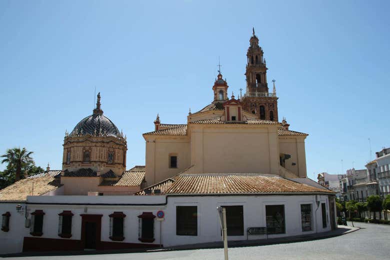 Recorreremos el centro histórico de Carmona