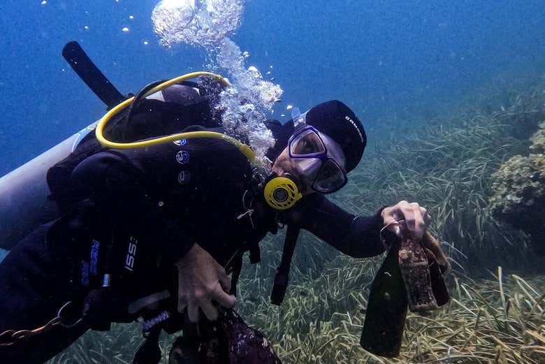 L'istruttore dell'attività A Cala Portals Nous
